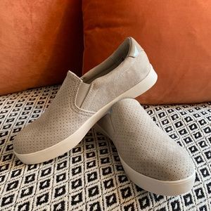 Dr. Scholl’s Madison Slip-On Sneakers / Greige